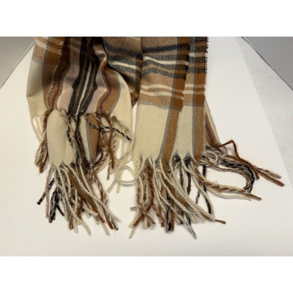 Nine West Women’s Plaid Twisted Fringed Textured Touch Soft Wrap Scarf New - Picture 5 of 5